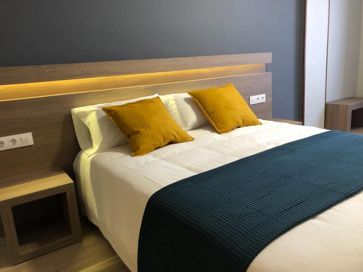 Hotel Alda Estacion Понтеведра Экстерьер фото
