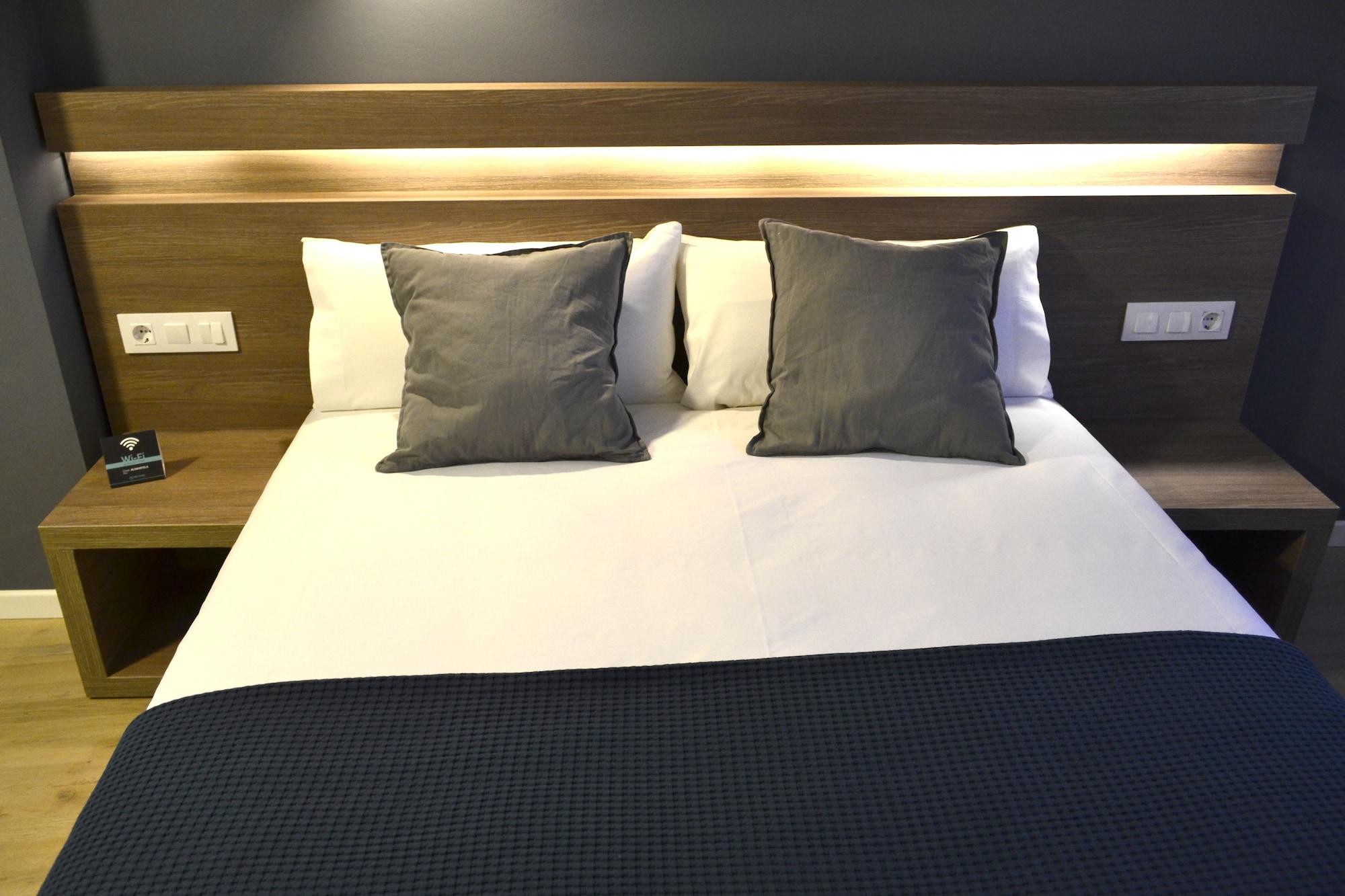 Hotel Alda Estacion Понтеведра Экстерьер фото