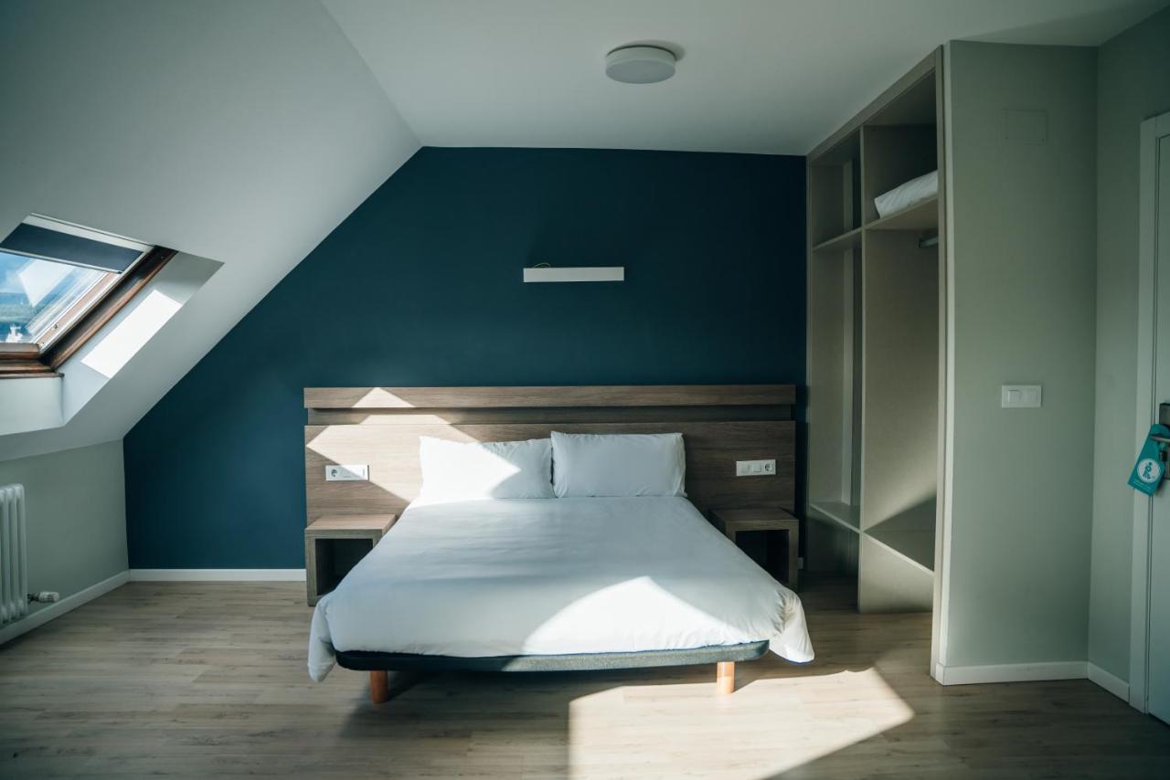 Hotel Alda Estacion Понтеведра Экстерьер фото