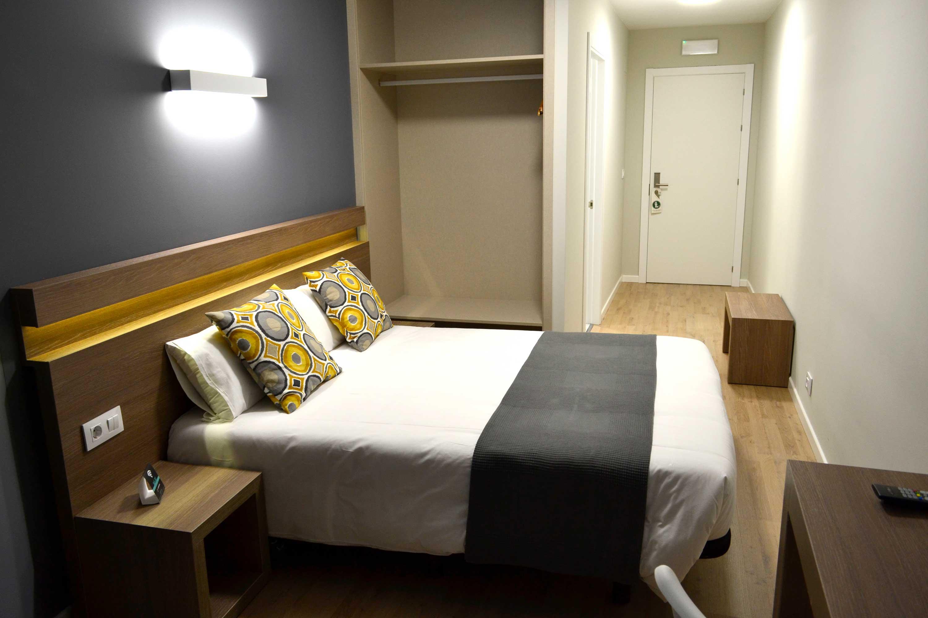 Hotel Alda Estacion Понтеведра Экстерьер фото