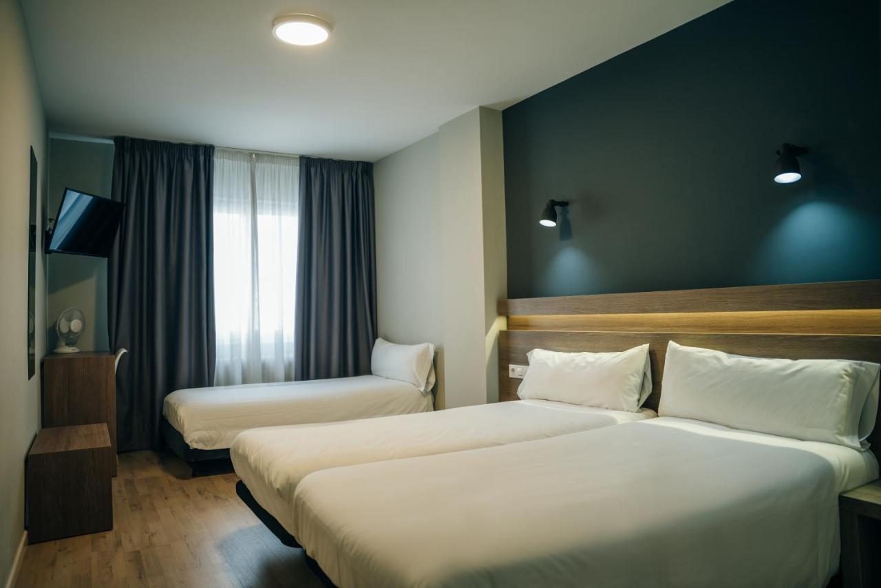 Hotel Alda Estacion Понтеведра Экстерьер фото